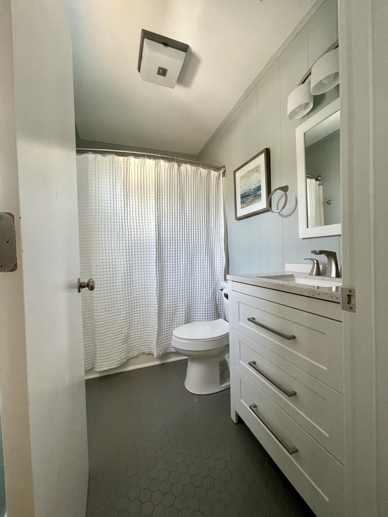 Primary ensuite bathroom