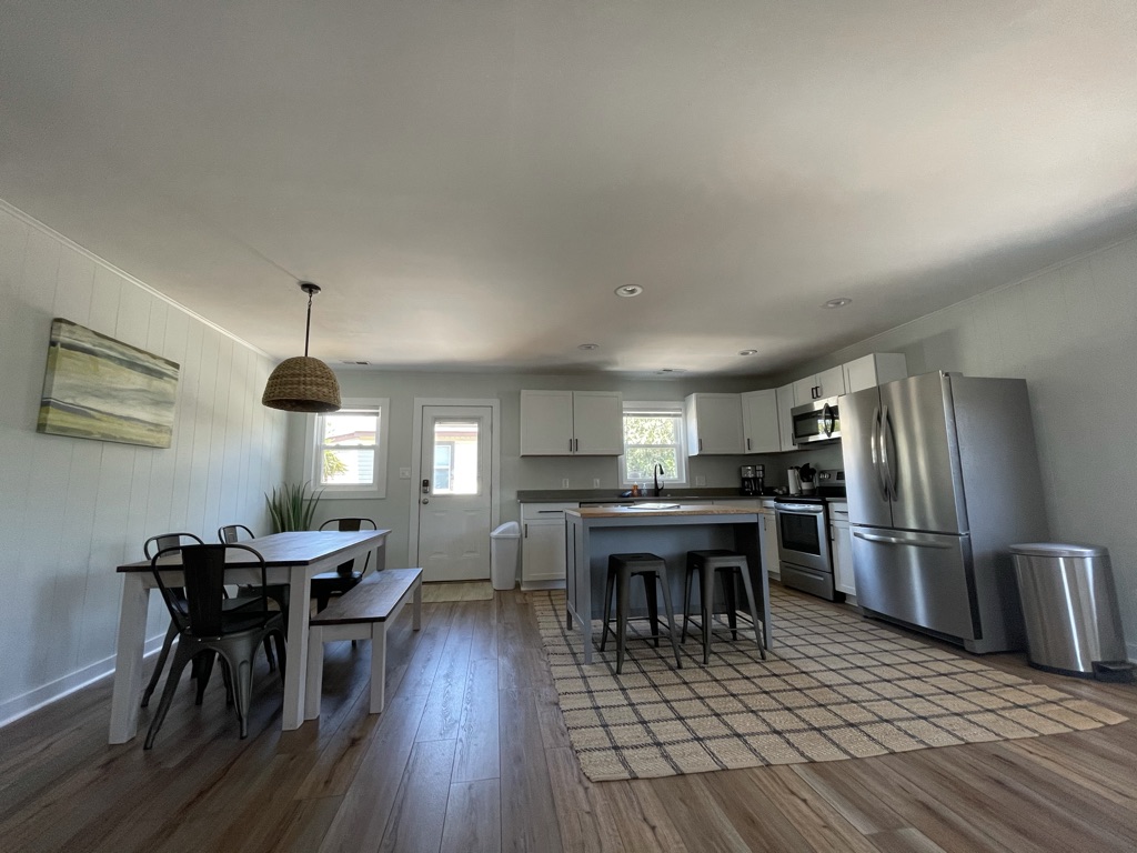 Kitchen and dining area